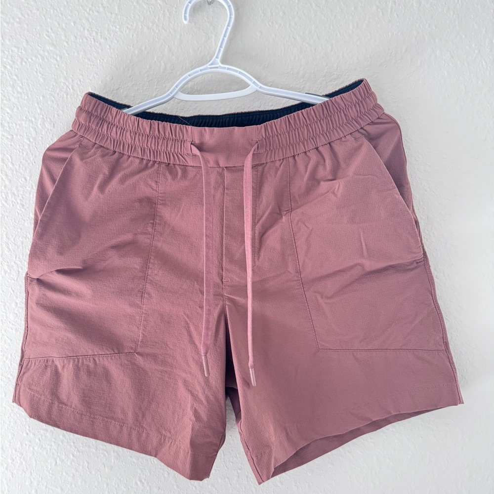 Lululemon bowline shorts small